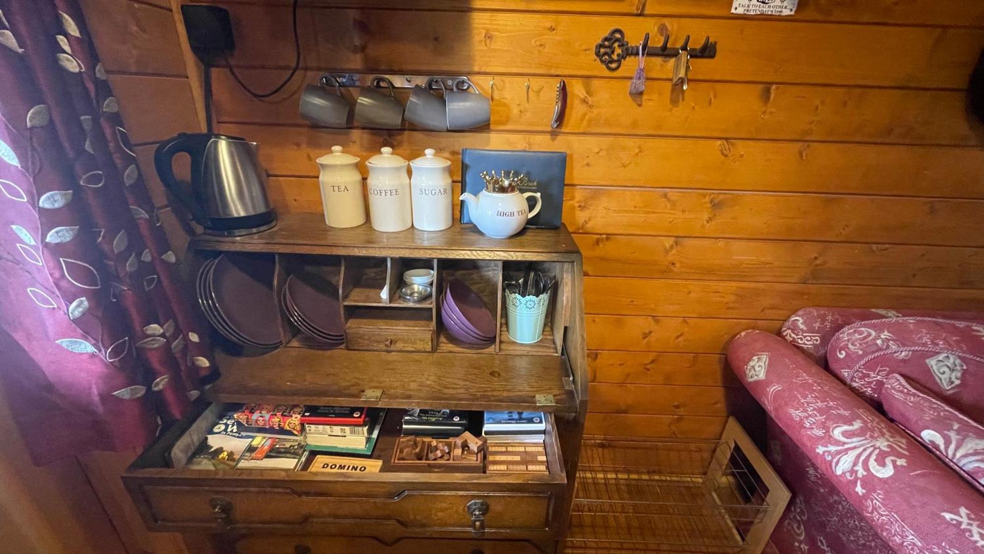 Blossom Cabin - Little Log Cabin In Wales Newtown  Kültér fotó